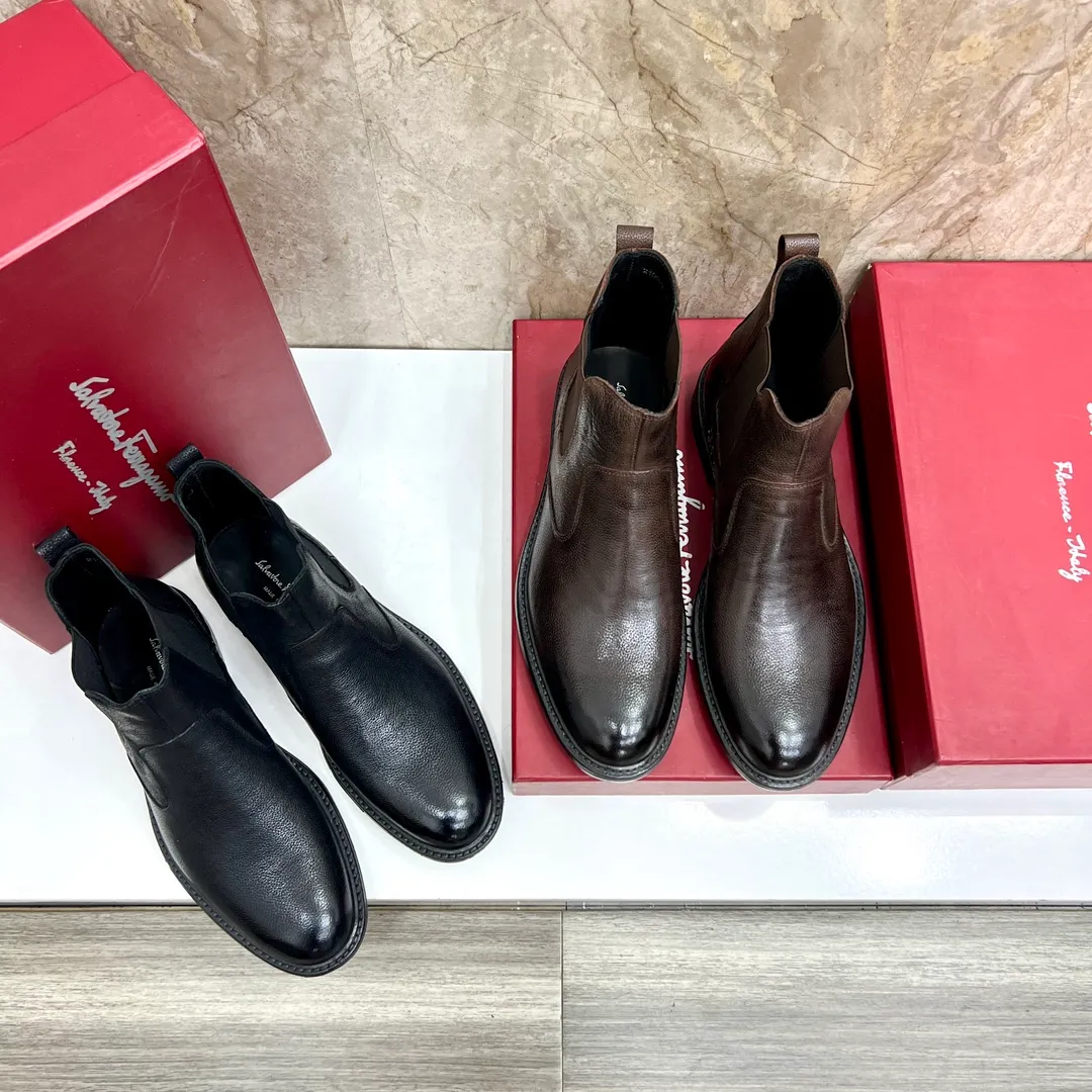 Original order quality: Men's shoes 💰700 Brand: Ferragamo (Ferragamo) One size larger: Men's size 38-44 (45 customized) Grade: Same style as the official website High-end men's shoes Material: Original cowhide, cowhide lining, original outsole Style category: Chelsea men's boots Fashion trend Color: Actual picture